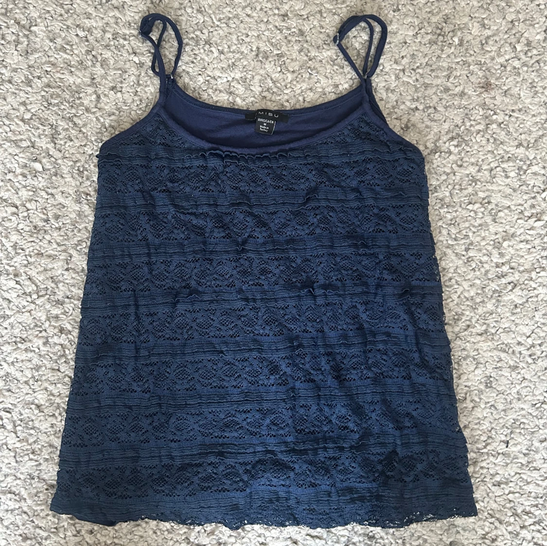 Mörkblå spetslinne 