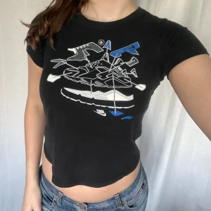 Nike t-shirt - Vintage Nike babytee 🖤