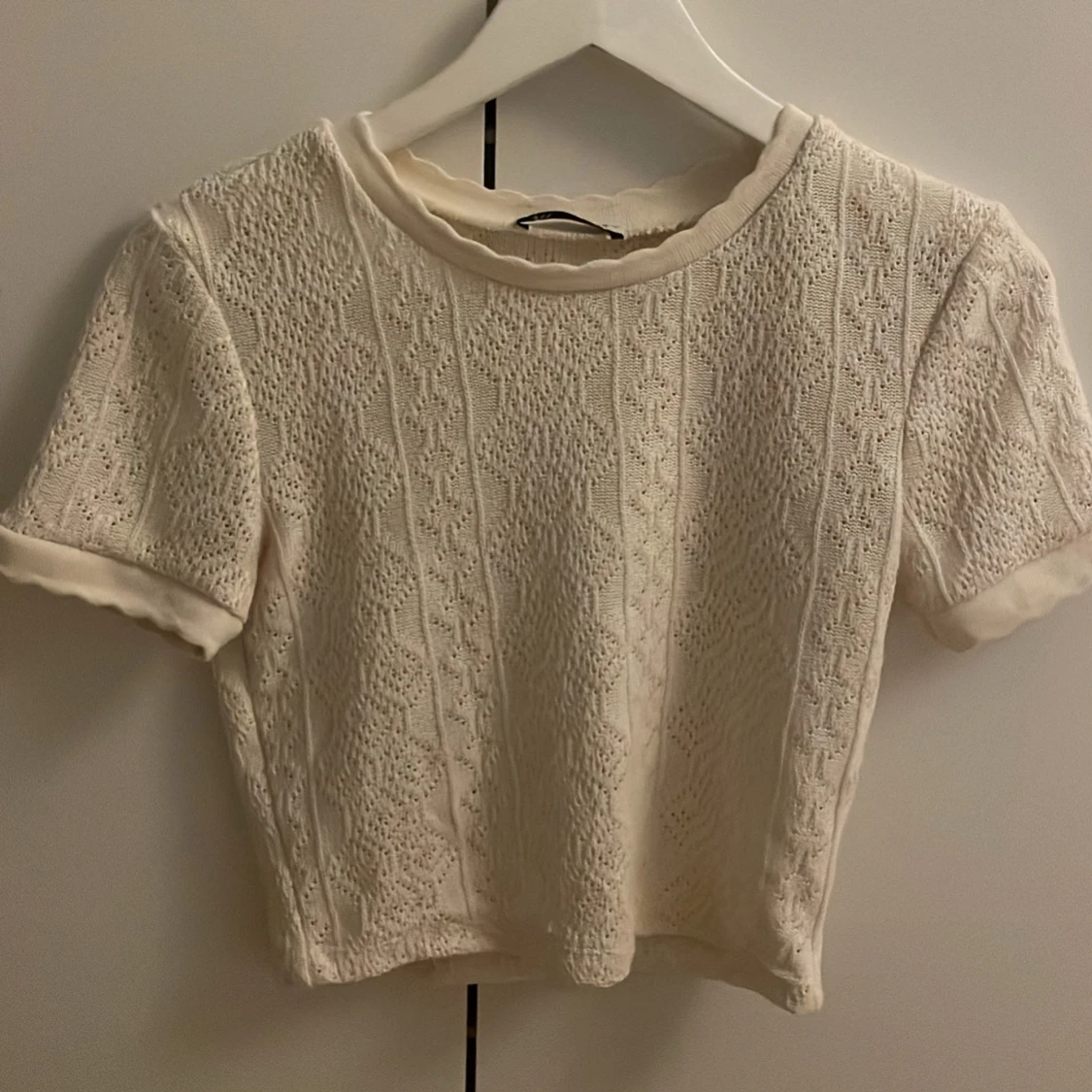 Vit stickad topp från Zara