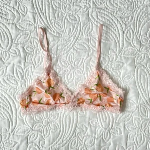 Söt ljus rosa bh - Från monki oanvänd