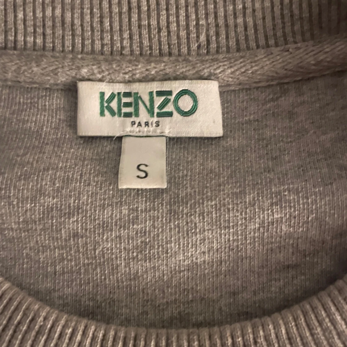 Grå sweatshirt från Kenzo - 1