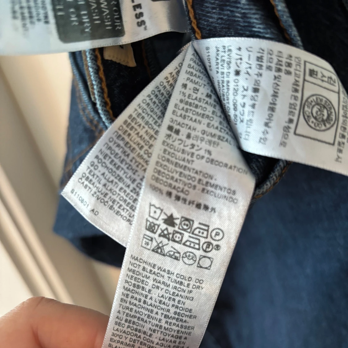 Levi's Ribcage Bell Jeans - 93