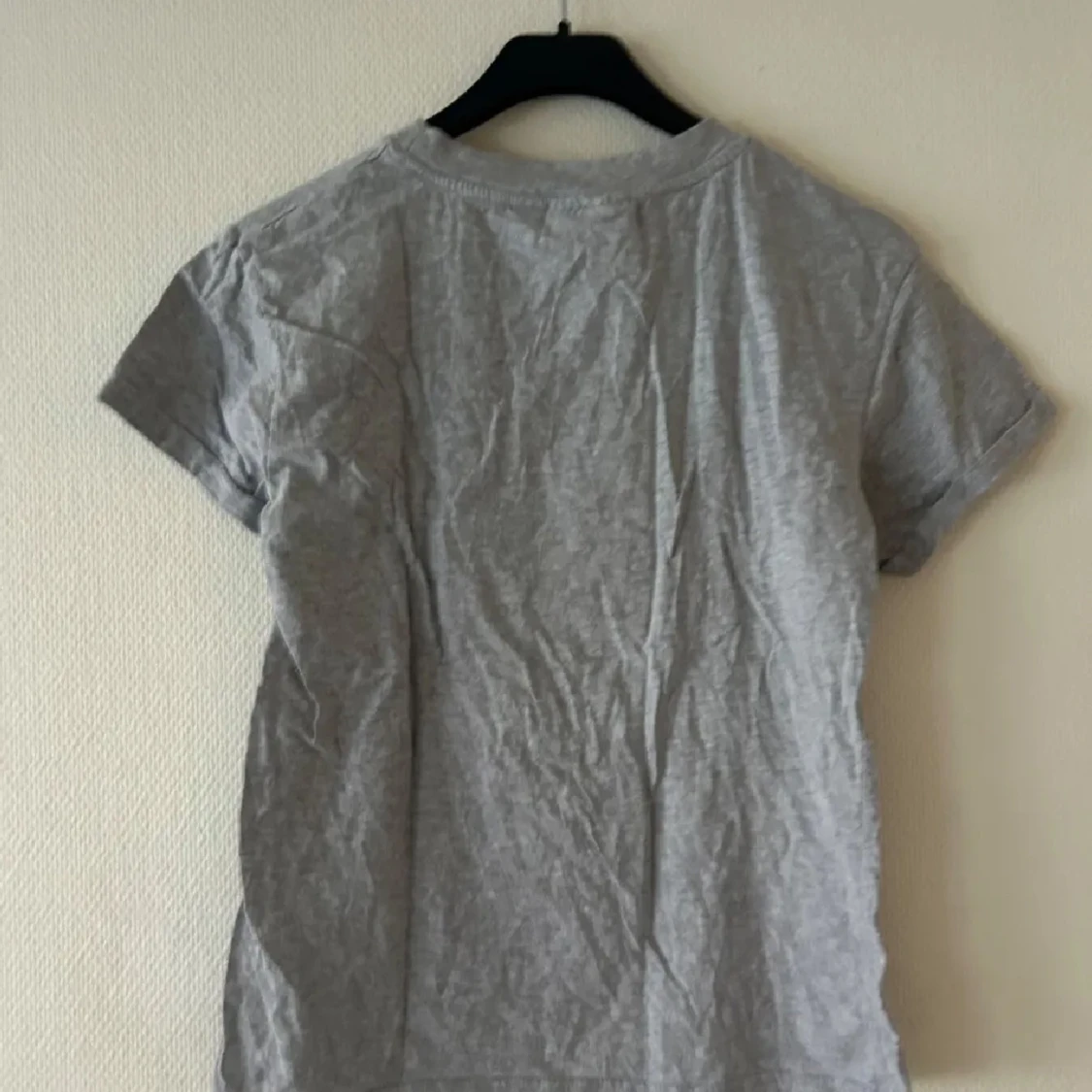 grå tshirt the shining - 90