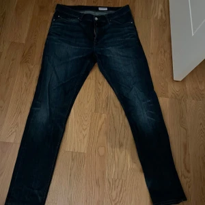 Tiger pistolero jeans (oanvända) 34/34 - Färg: Royal Blue pistolero byxa 34/34 slum fit