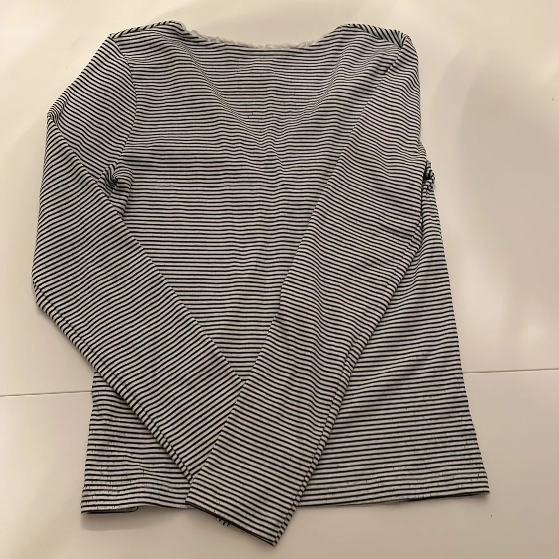 Randig långärmad topp från Holly & whyte by Lindex  - 1