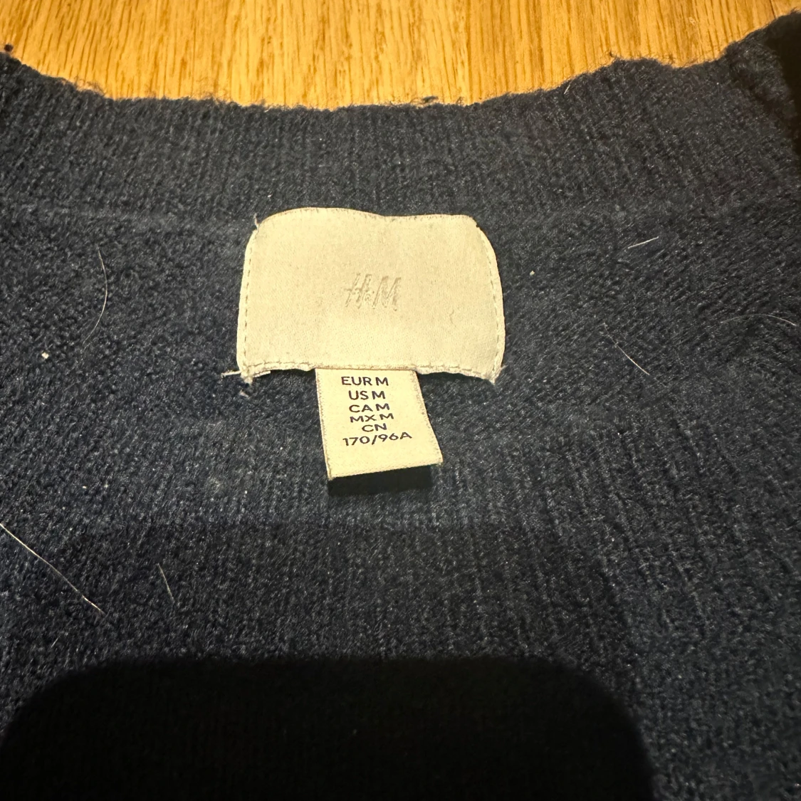 Mörkblå tröja från H&M - 91