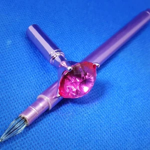 PENNA. -Rosa med kristall  - Rn snygg penna med rosa kristall 