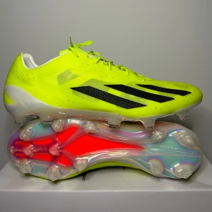 Fotbollsskor Adidas Crazyfast - Adidas Crazyfast+. Extremt underskattad modell som aldrig kommer tillverkad igen. Helt nya allt og ingår