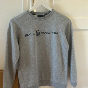 Tröja sail racing - Jätte fin tröja använd enstaka gånger cirka 3 