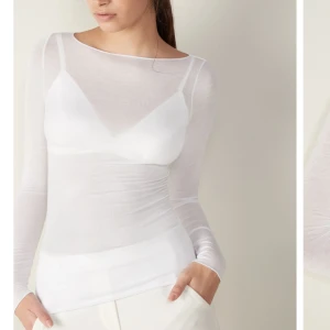 Intimisimi tröja - Vit Intimisimi tröja i bra skick.