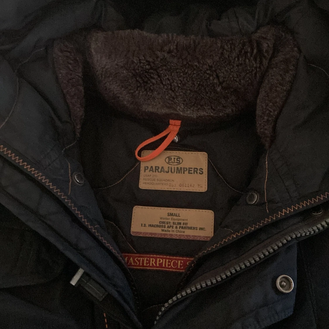 Svart vinterjacka från Parajumpers - 90