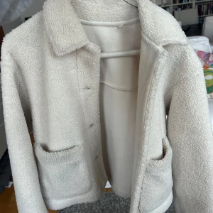 Teddy jacka❣️ - Jätte nice Teddy jacka ifrån uniqlo❤️