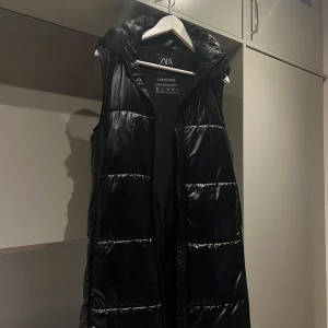 Zara väst - Zara väst