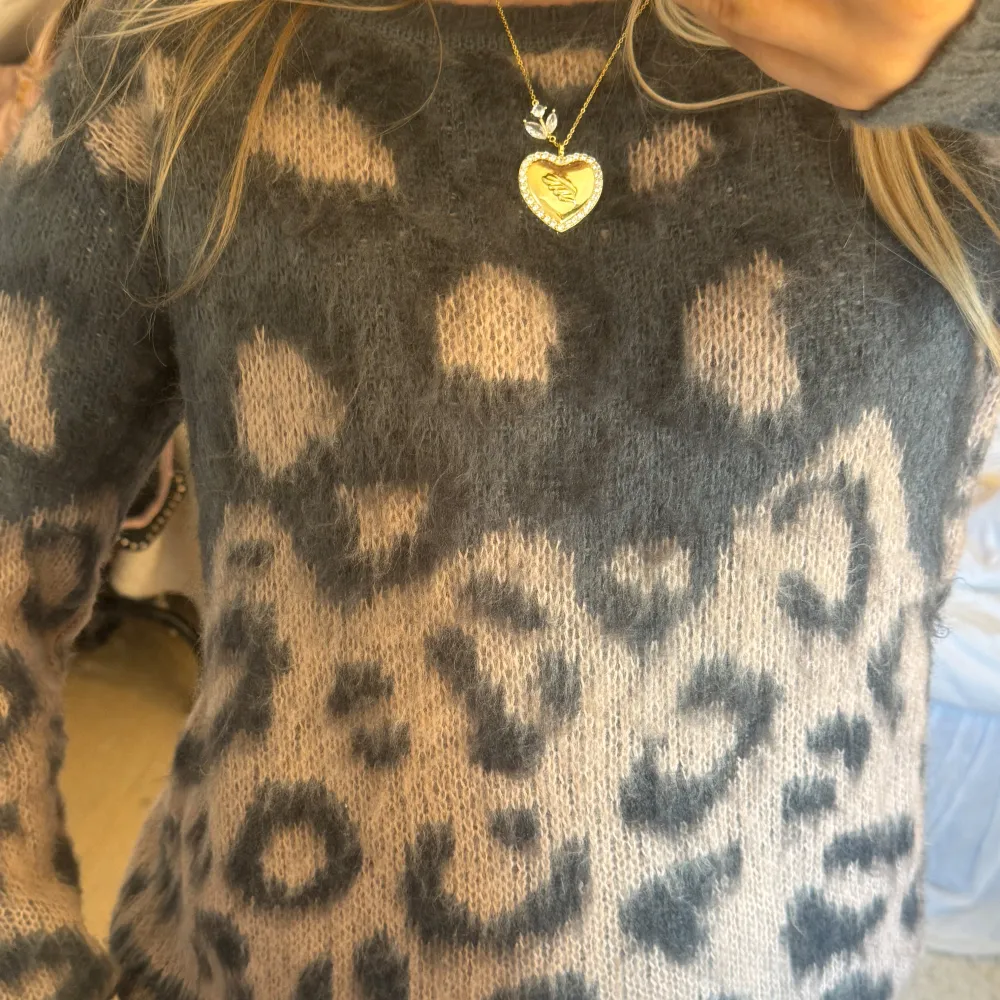 Så najs leopard tröja 💓💓💓 . Tröjor & Koftor.