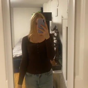 Brun topp, s  - Elena Gilbert vibes 