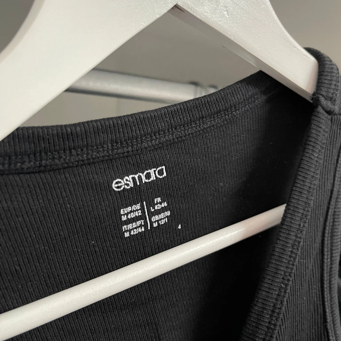 Svart linnetopp från Esmara - 90