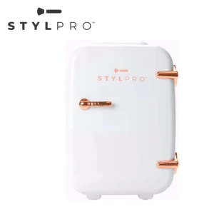 Mini kyl - Mini kyl för både smink och dryck. Hylla och engelsk uttag ink svenskt ingår.  Orginal pris 749kr