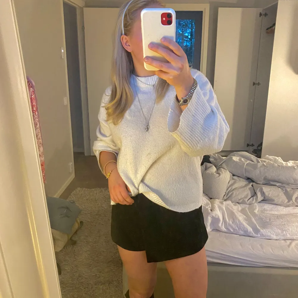 En fin shorts kjol från zara . Kjolar.