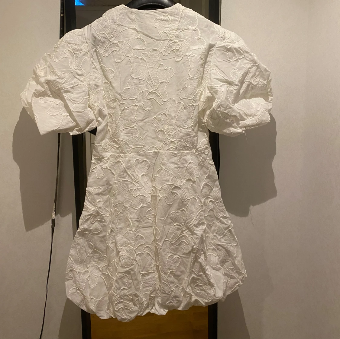 Vit studentklänning - 90