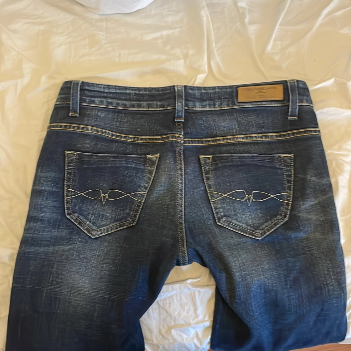 Blå bootcut jeans - 90