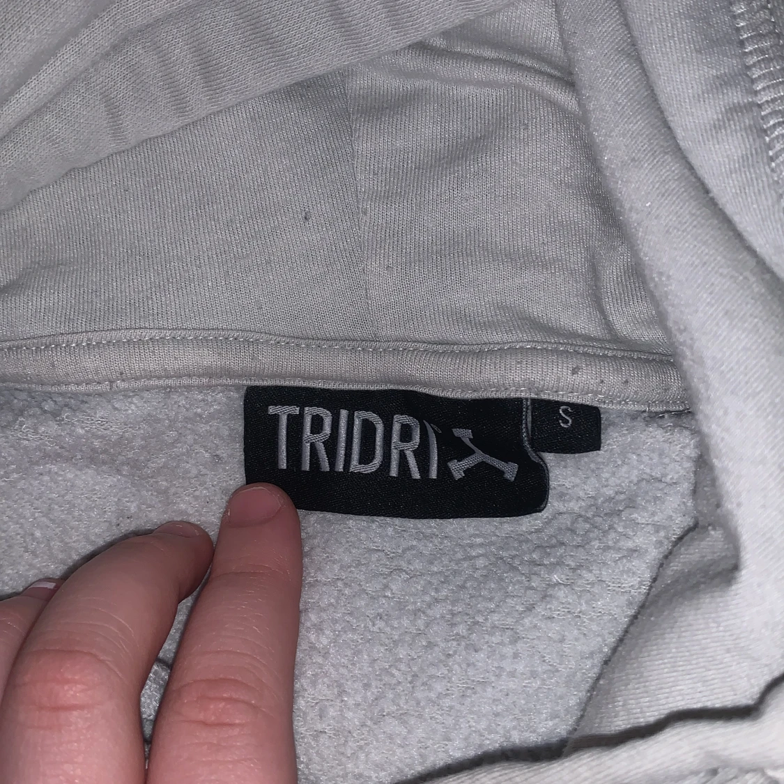 Beige hoodie från Tridri 2-3 gånger använd  - 2