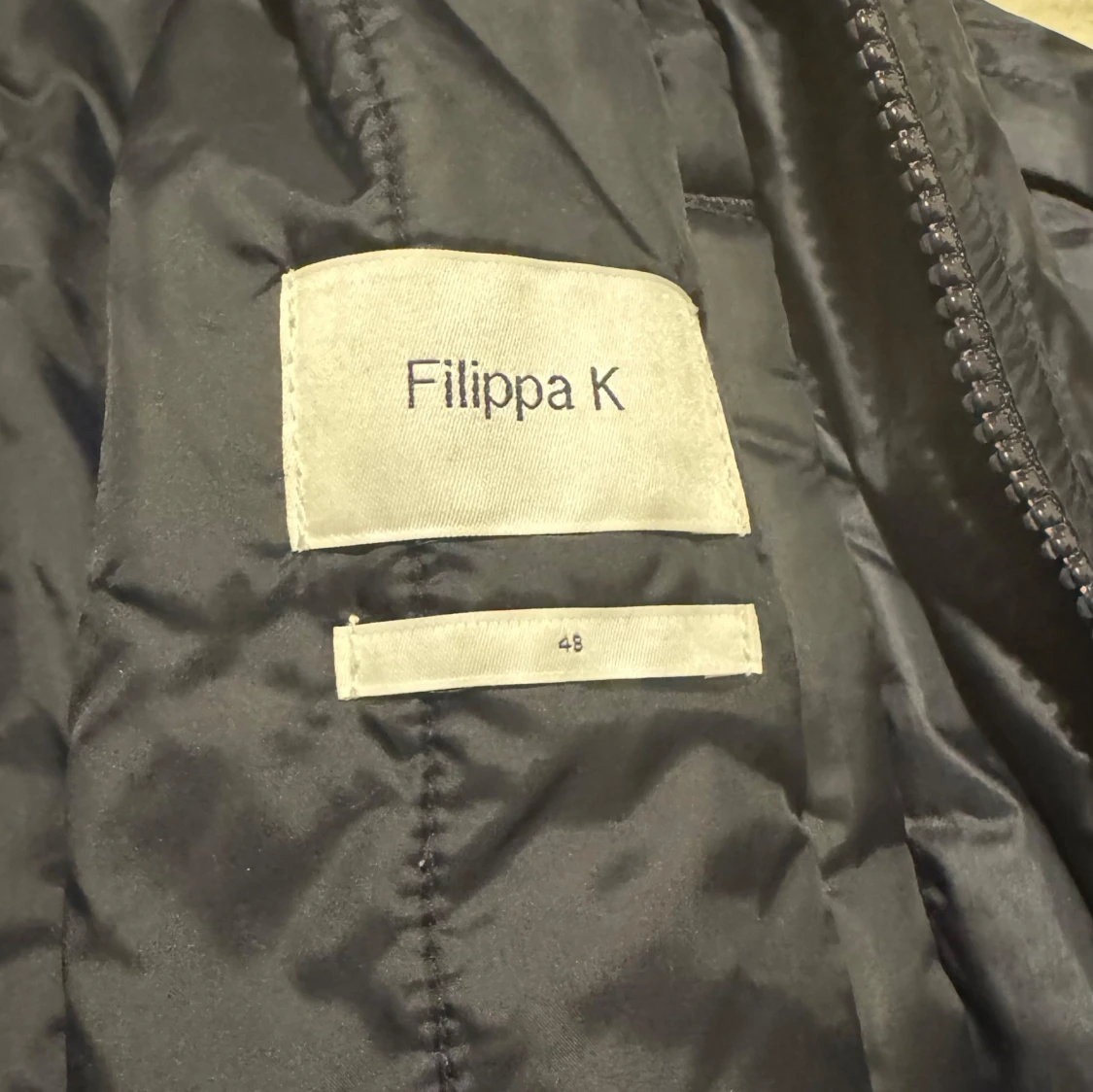 Svart bomberjacka från Filippa K - 2