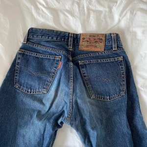 Blå raka jeans från crocker - Crocket jeans i rak modell🙌🏼🙌🏼 Innerbenslängd: 82 cm, midjemått: 72 cm