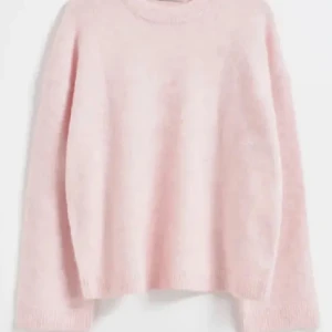 Stickad tröja  - Stickad tröja från shein i storlek s men den är ganska stretchig. Aldrig använt 