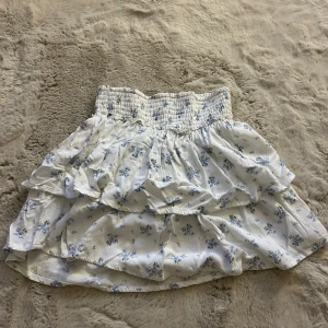 Gullig kjol - Så söt och somrig kjol!