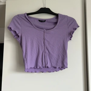 Gullig topp  - Fint skick 