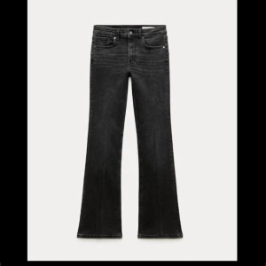 Zara jeans - Säljer dessa zara jeans då de inte kommer till användning längre