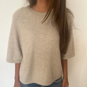 Otherstories tröja - fin otherstories tröja som är i bra skick o nästan helt oanvänd 