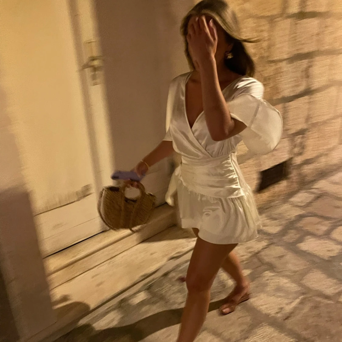 Jumpsuit/klänning i glansigt material