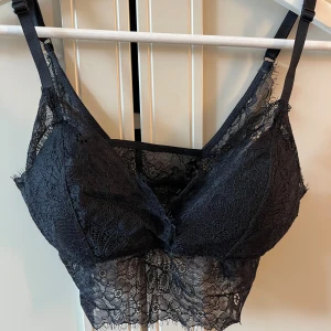 Spets bh - Snygg spets bh, banden går att justera 