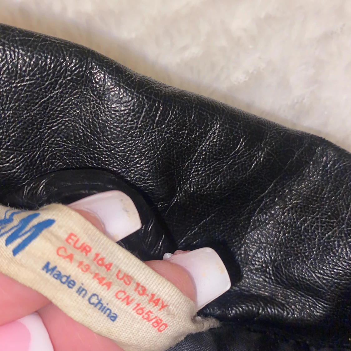 Svart skinnjacka  - 92