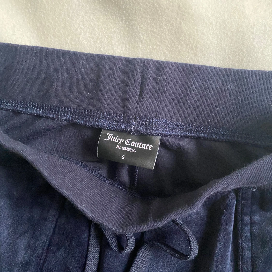 Mörkblå mjukisbyxor från Juicy Couture - 91