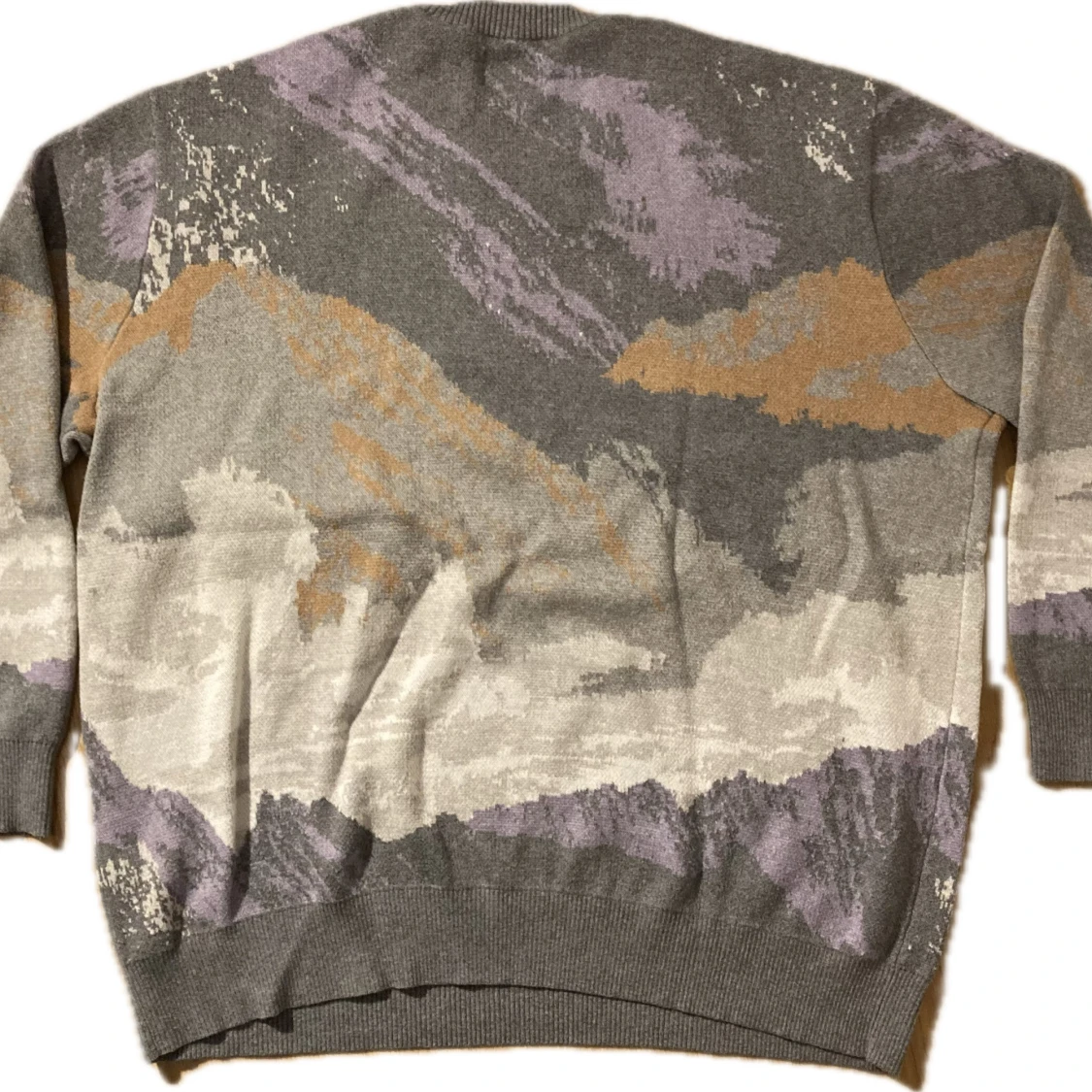 Grå mönstrad tröja från Levi's - 90