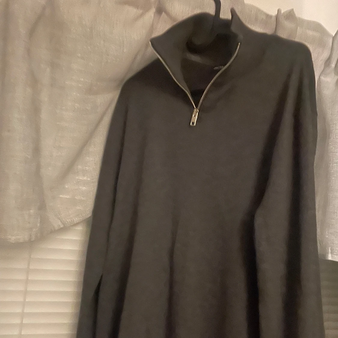 Grå tröja med dragkedja från Jack & Jones - 90