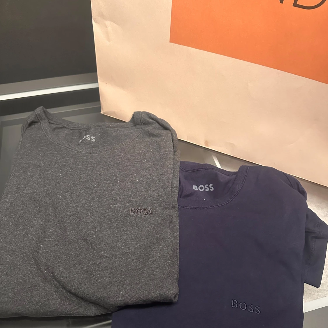 2 Hugo Boss T shirts