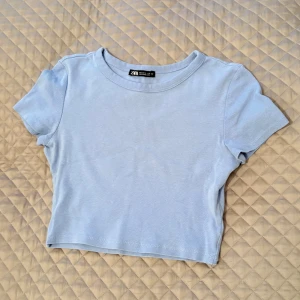 Blå topp  - Söt blå topp från Zara 