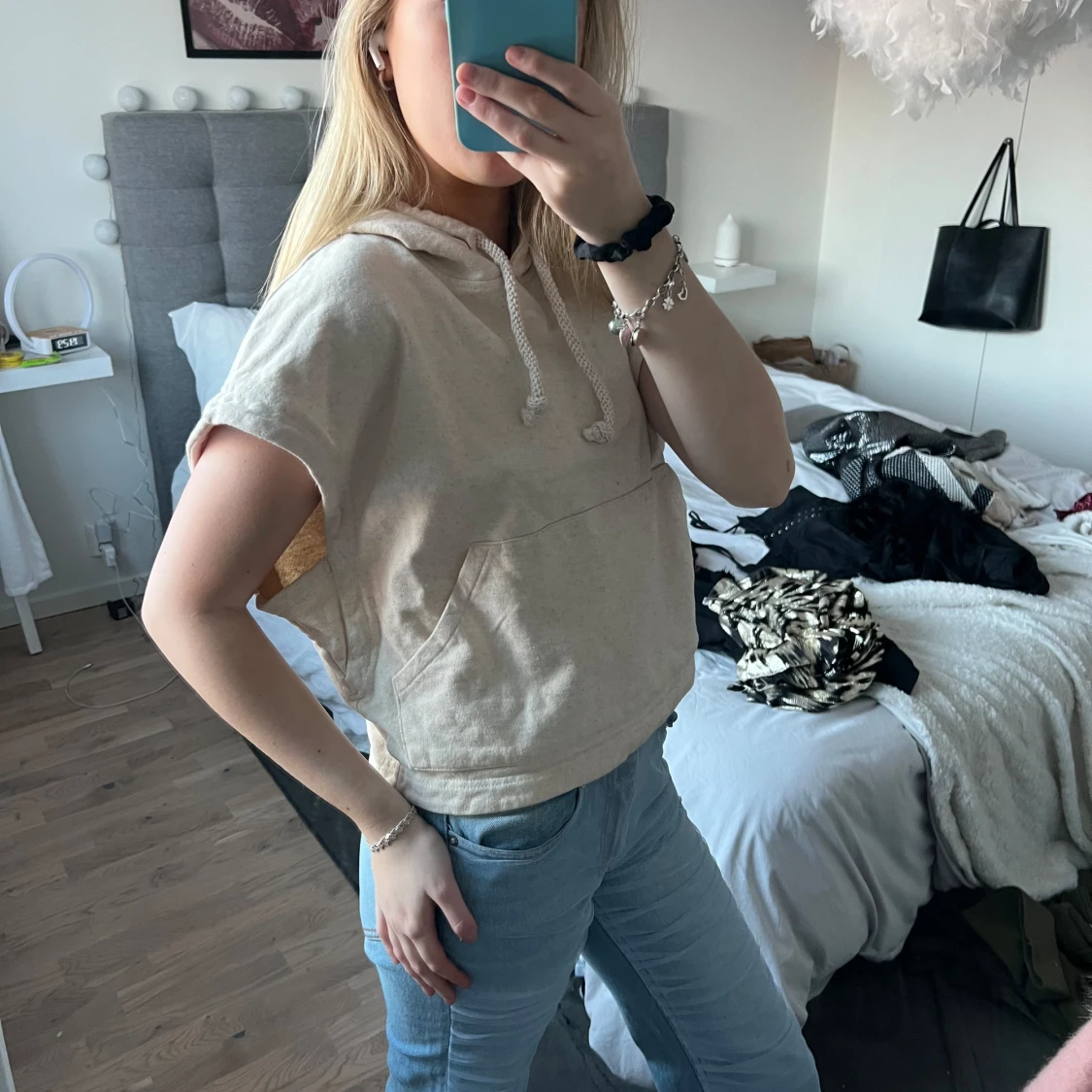 Beige kortärmad hoodie - 90