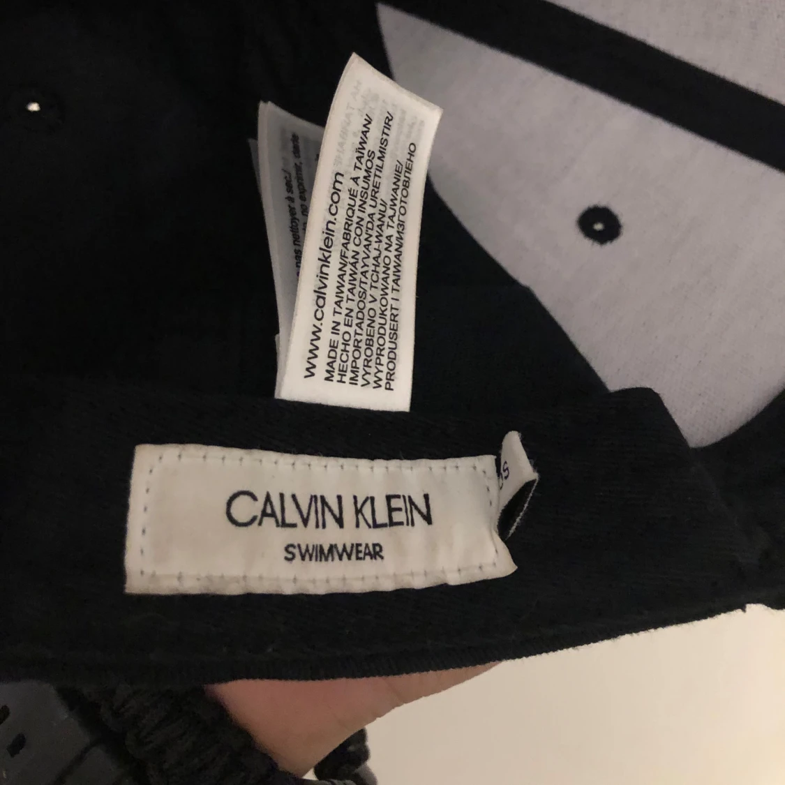 Svart keps från Calvin Klein - 91
