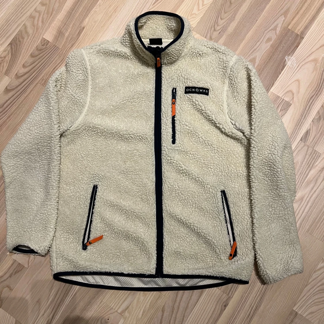 Beige fleecejacka från Ocean Works