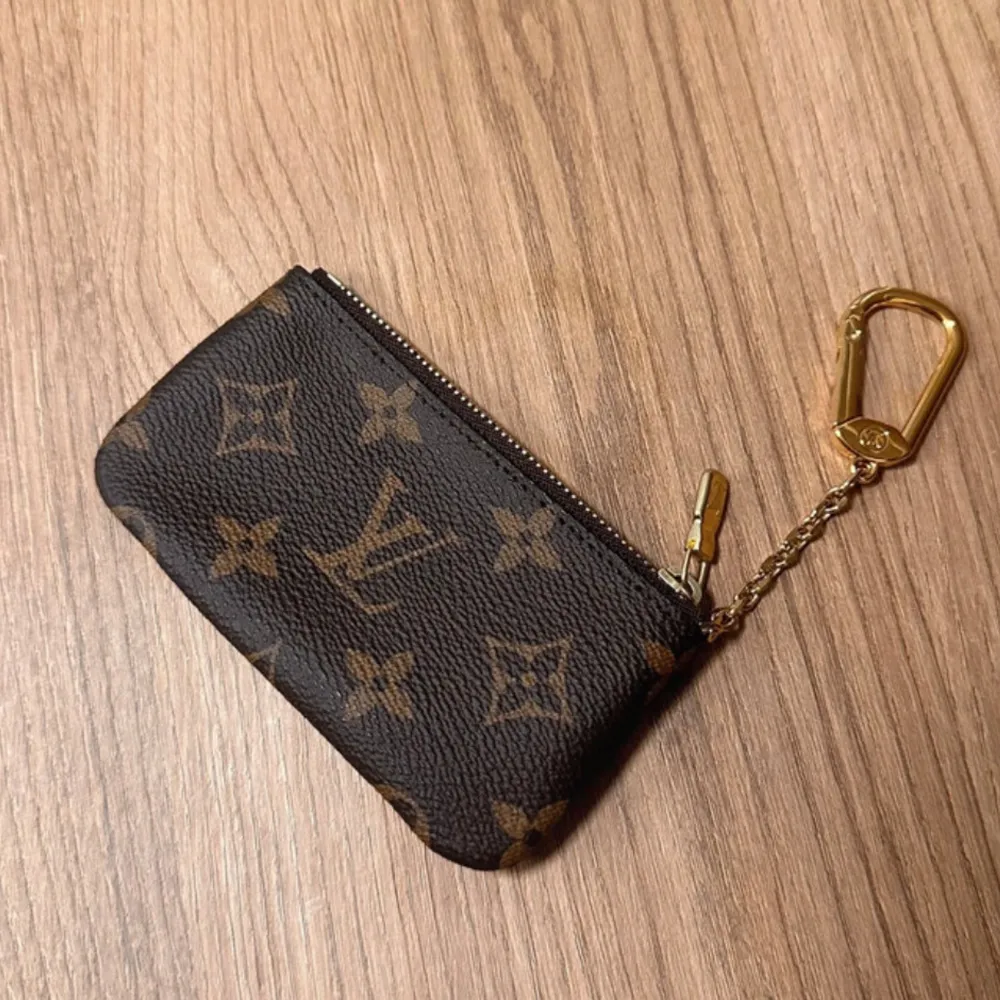 Louis Vuitton key pouch. Aldrig använd. Har ej kvitto eller låda kvar. Asusteet.