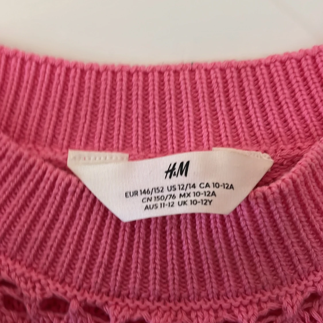 Rosa stickad tröja från H&M - 91