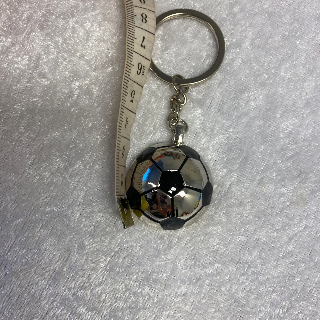 Nyckelringar med häst, motorcykel, fotboll och katt - 91