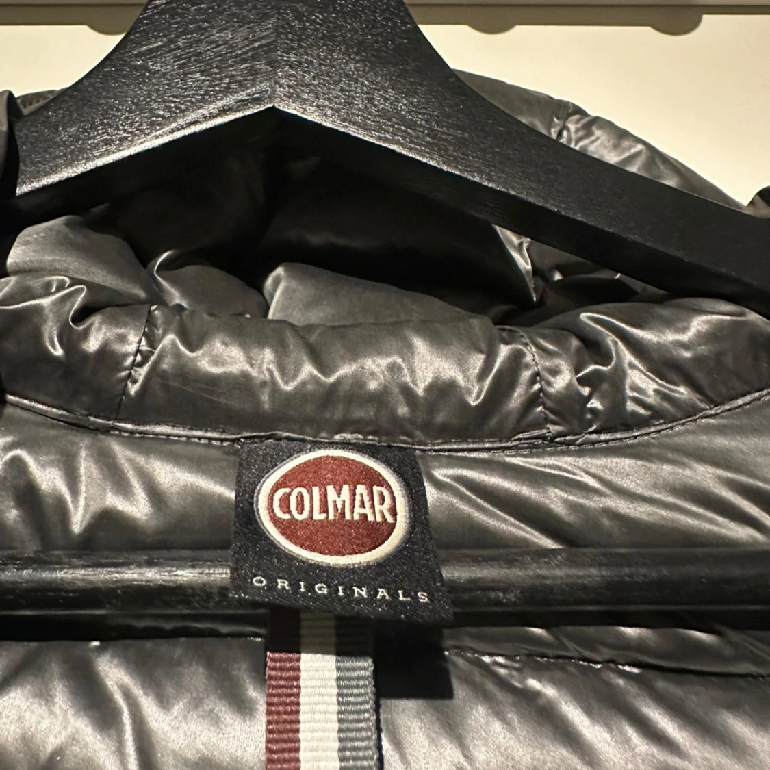 Svart pufferjacka från Colmar - 92