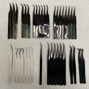 Pincetter - Svarta pincetterna: 1 för 120kr eller 3 för 290kr. Beiga: 80kr styck