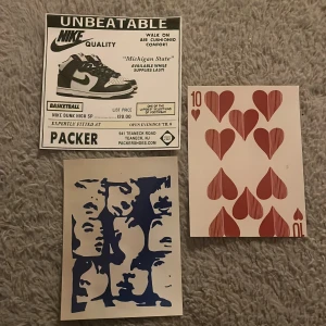 Posters - Posters med glansig yta för dekoration 🤍mått sista bilden! Säljer massa fler