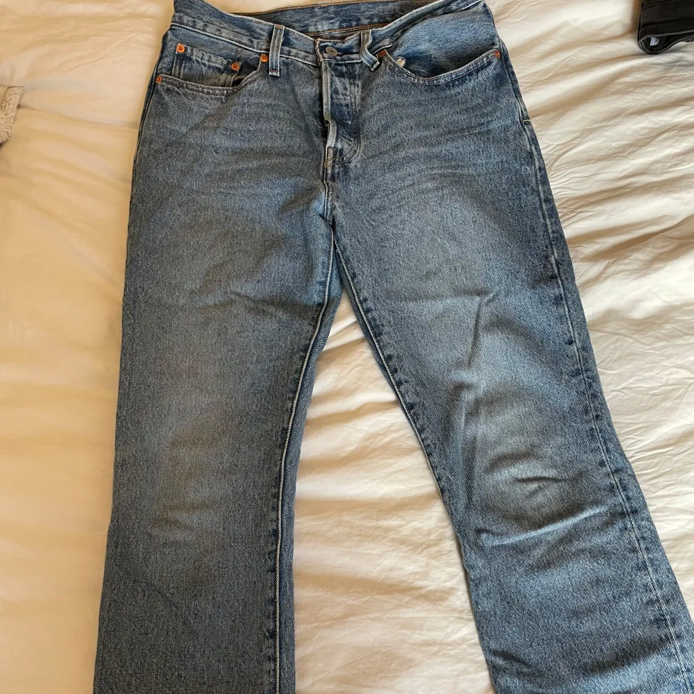 Levi’s jeans 501. Storlek W27 L30. Mycket fint skick. Pris kan diskuteras☺️. Jeans & Byxor.